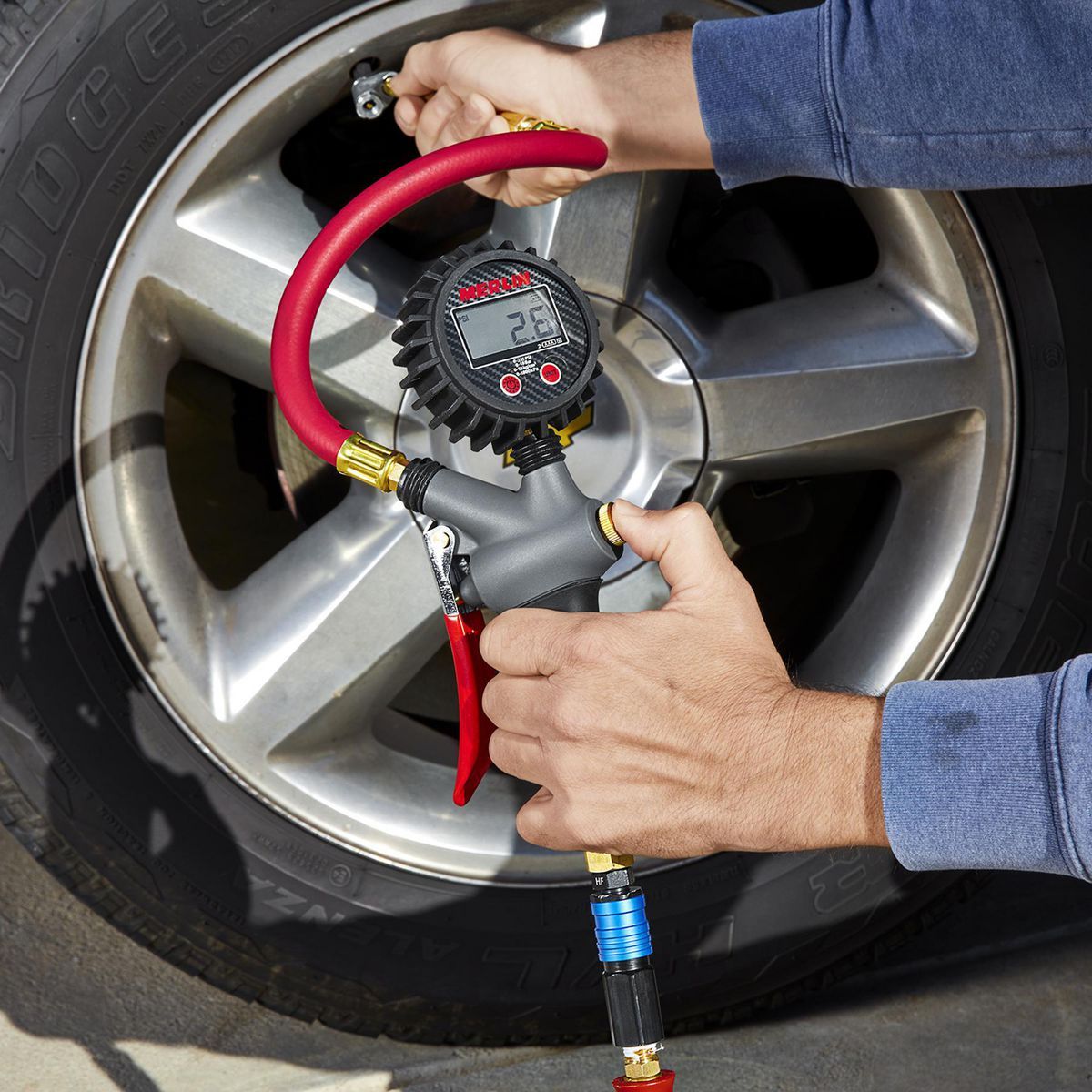 Pistol Grip Inflator with Digital Gauge G4507