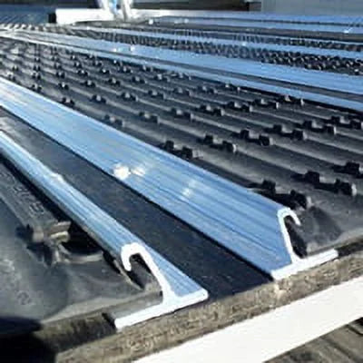 Superglide Edge Rail Trim H222449