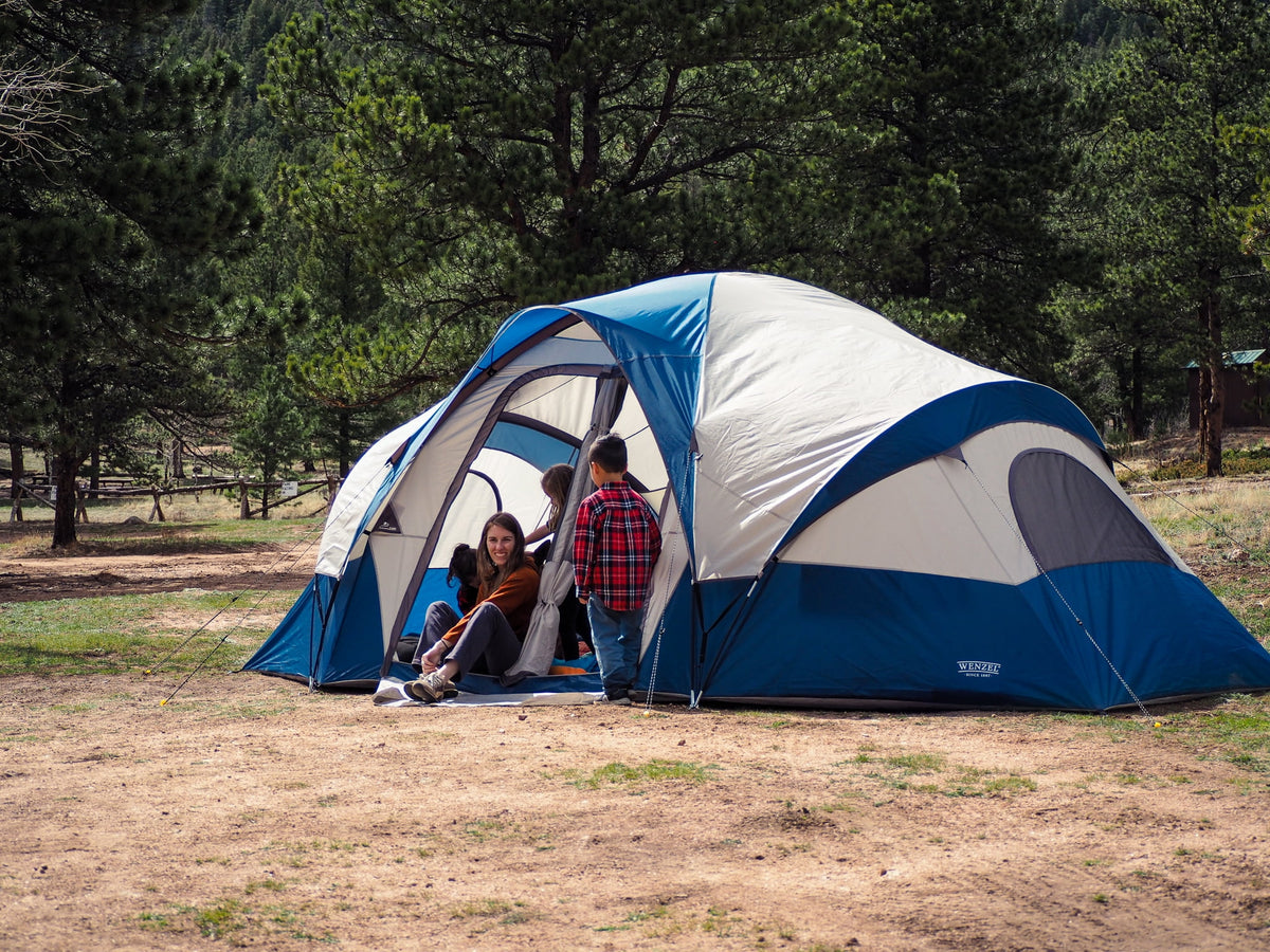 Blue 10-Person Cabin Tent D25789