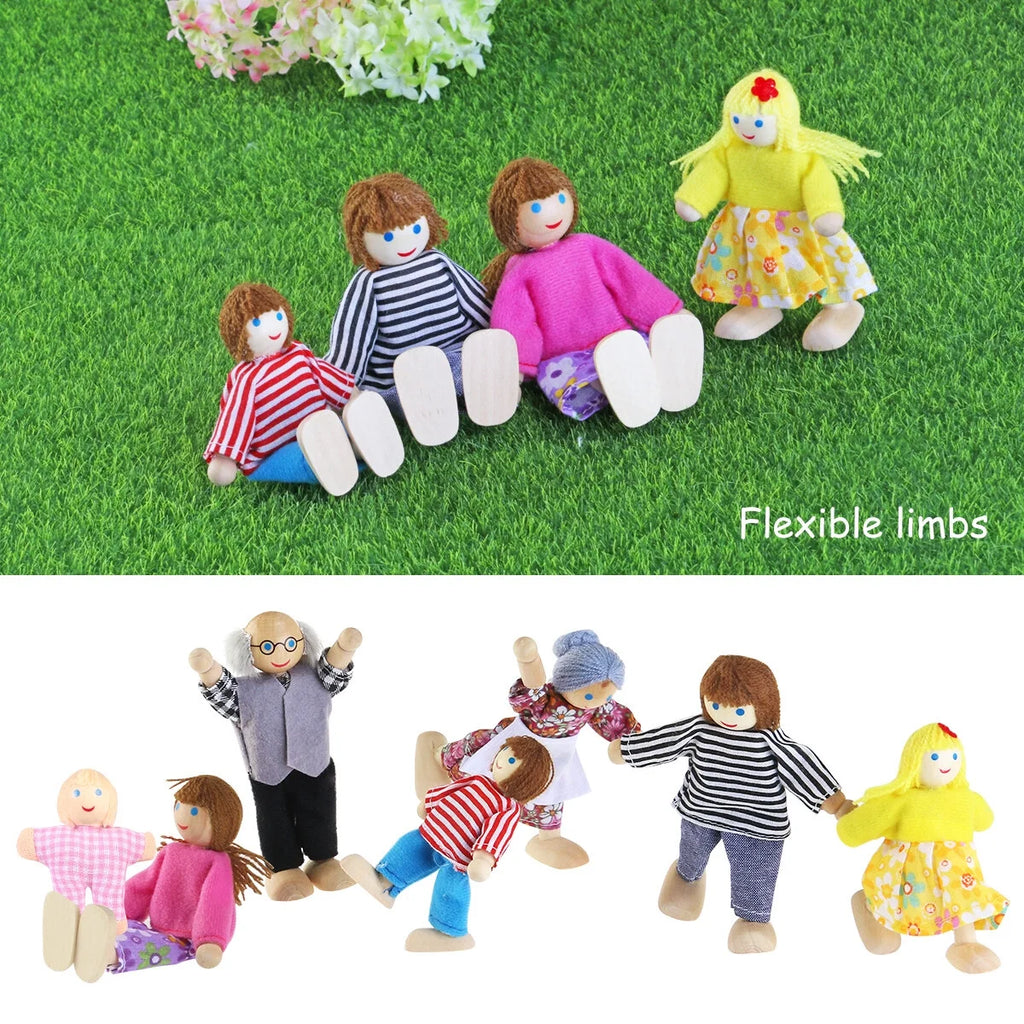 Wooden Dolls Playset Set of 7 People F486