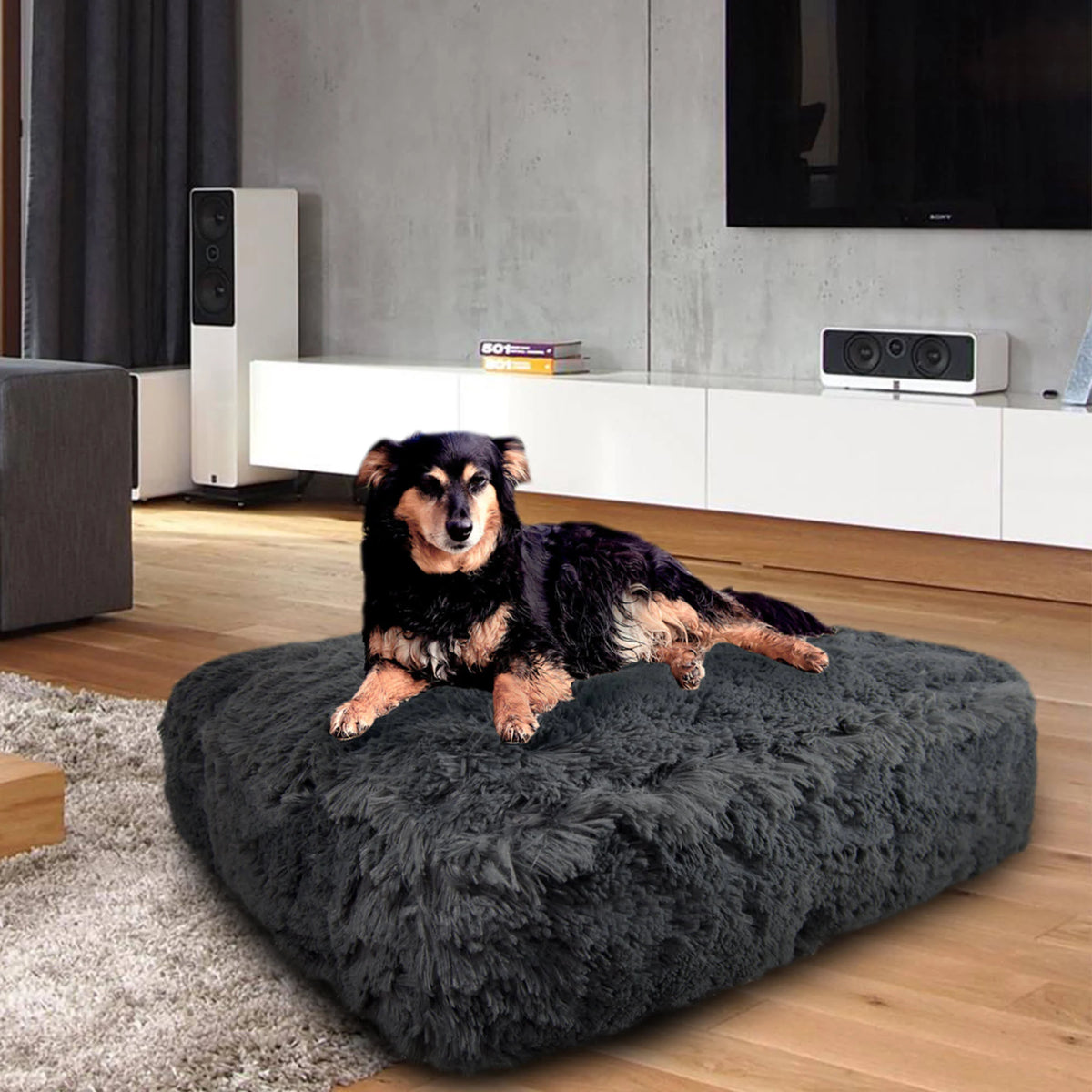 Large 46 inch x 35 inch Grey Faux Fur Pet Bed E451090