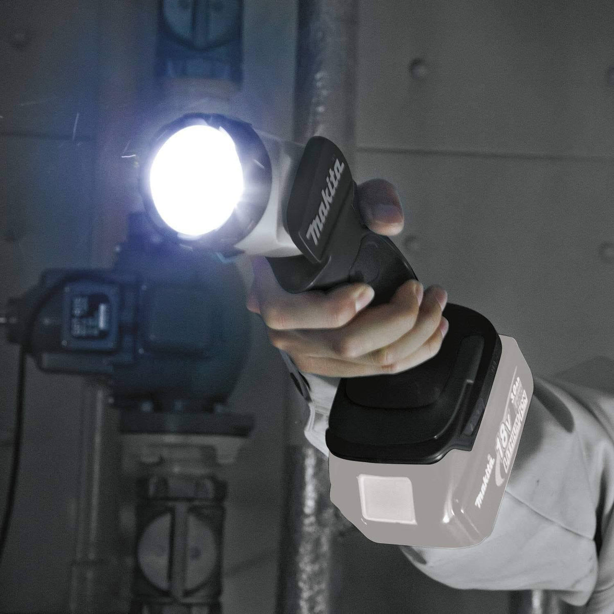 18V Cordless LED Flashlight A3224