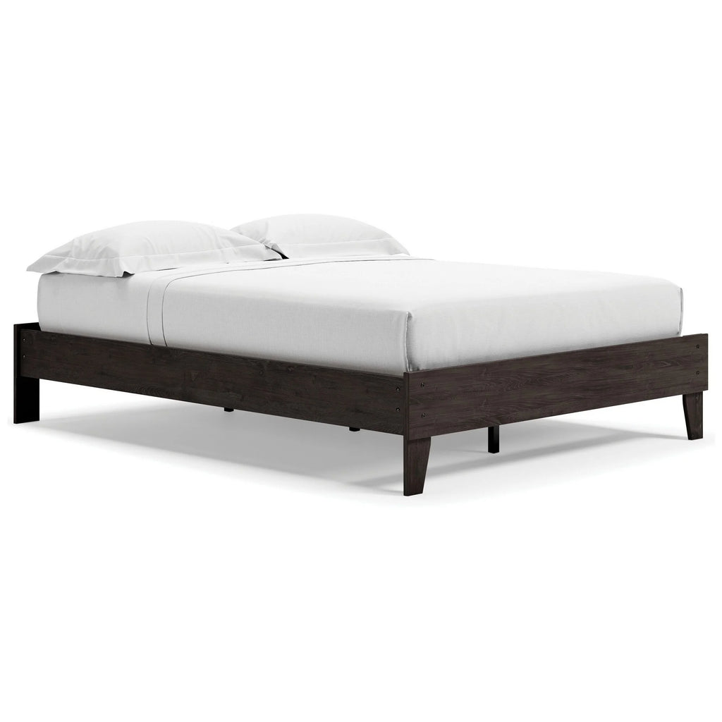 Queen Size Platform Bed R846064