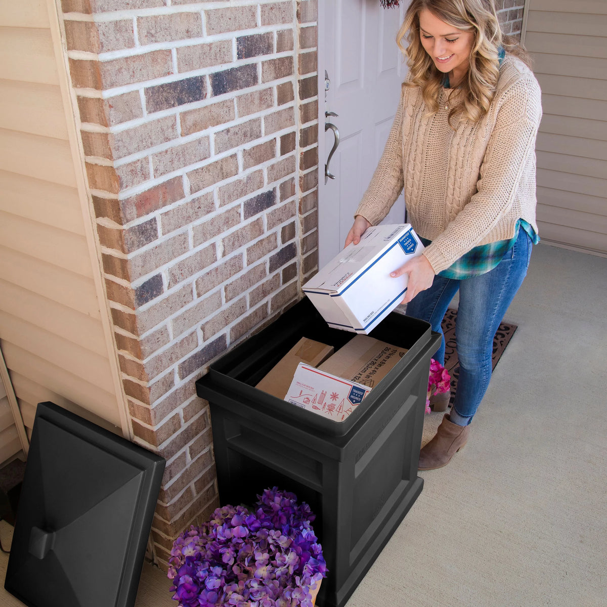 Black Parcel Delivery Box F5154