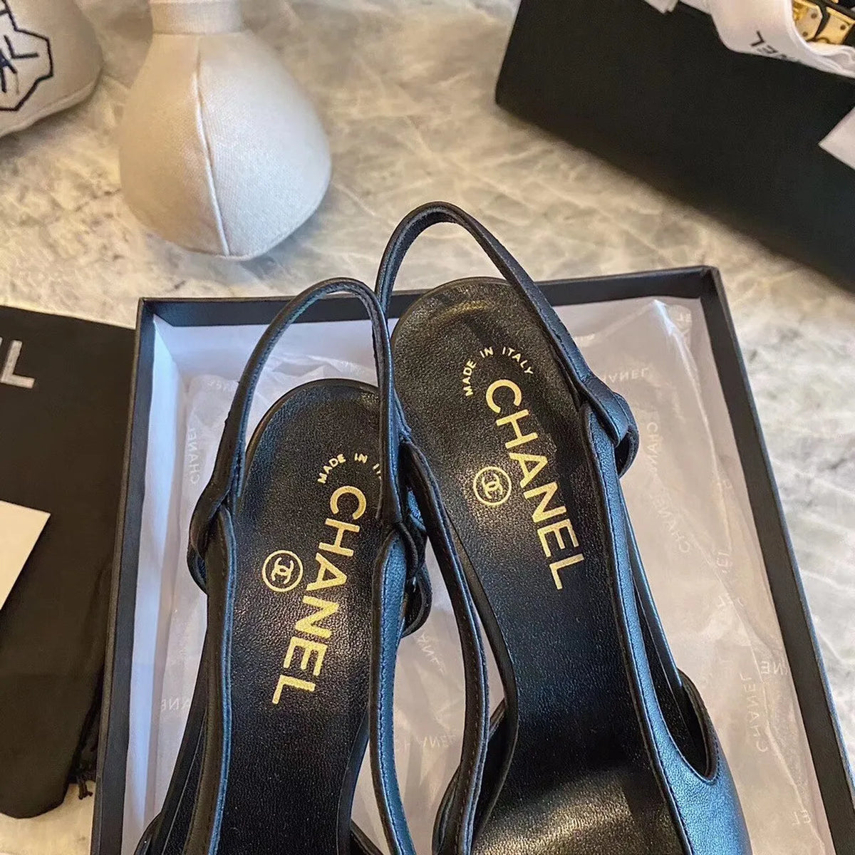 Black Slingbacks L848645