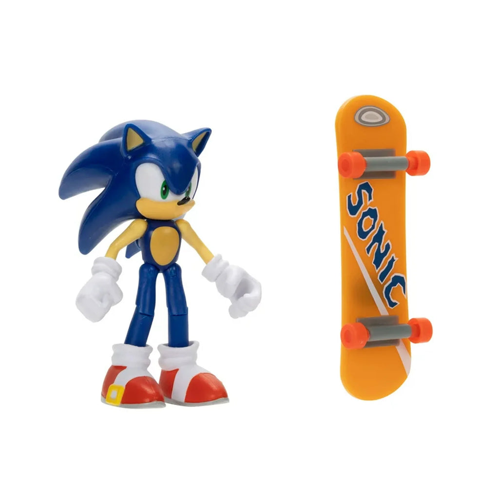 4-Inch Figure with Skateboard Accessory S905