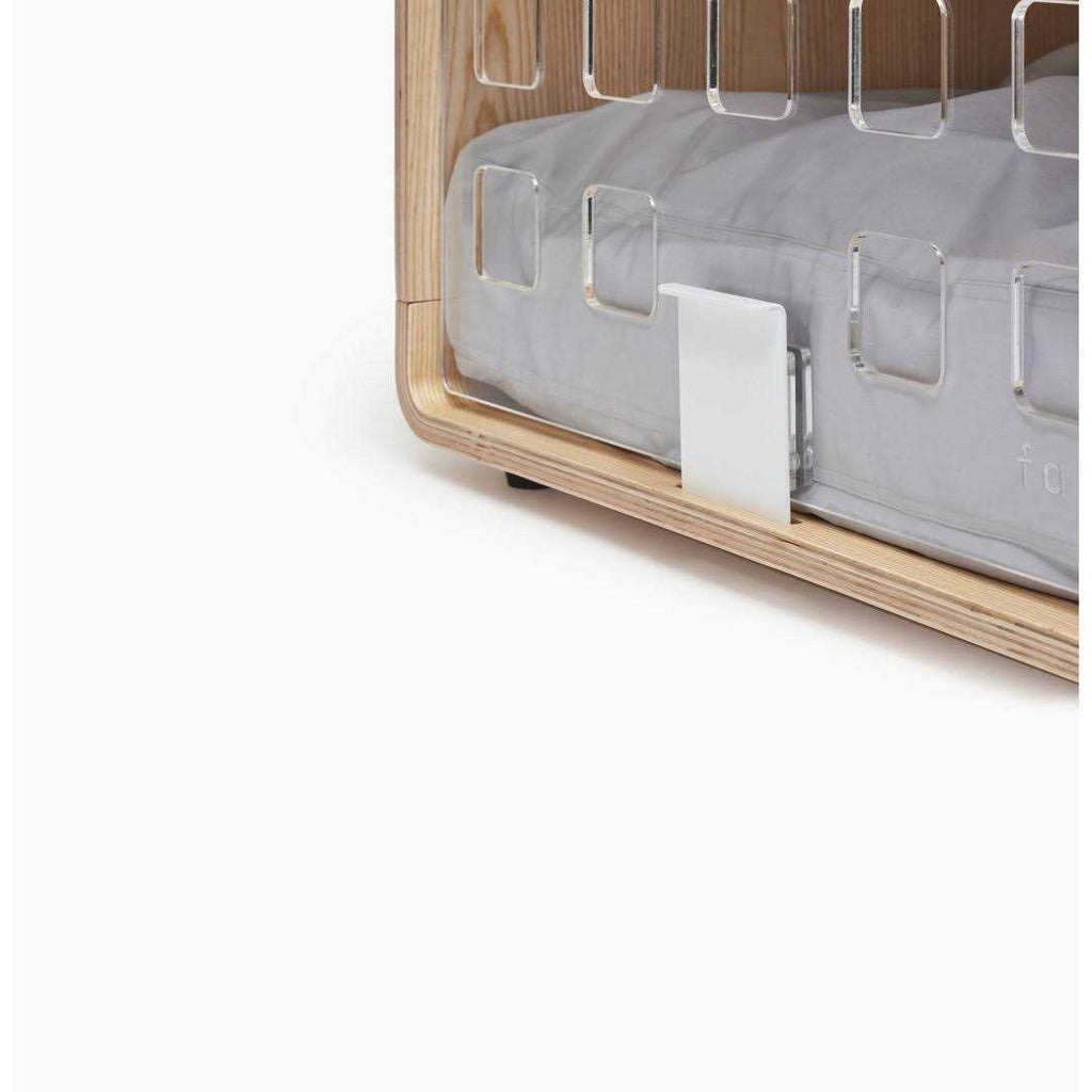 Pet Crate Gate D88201